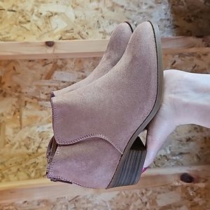 Brand new little girls boots size 1